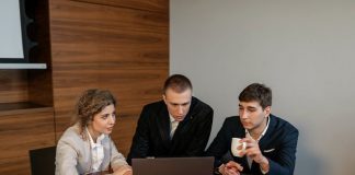 Hướng dẫn cách làm giấy ủy quyền đăng ký thành lập doanh nghiệp