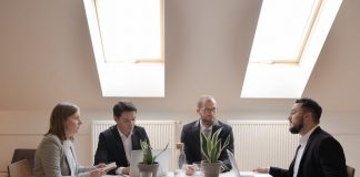 Thủ Tục Chuyển Nhượng Cổ Phần Trong Công Ty Cổ Phần