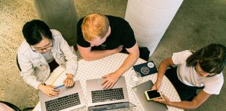 Chuyển đổi công ty trách nhiệm hữu hạn thành công ty cổ phần